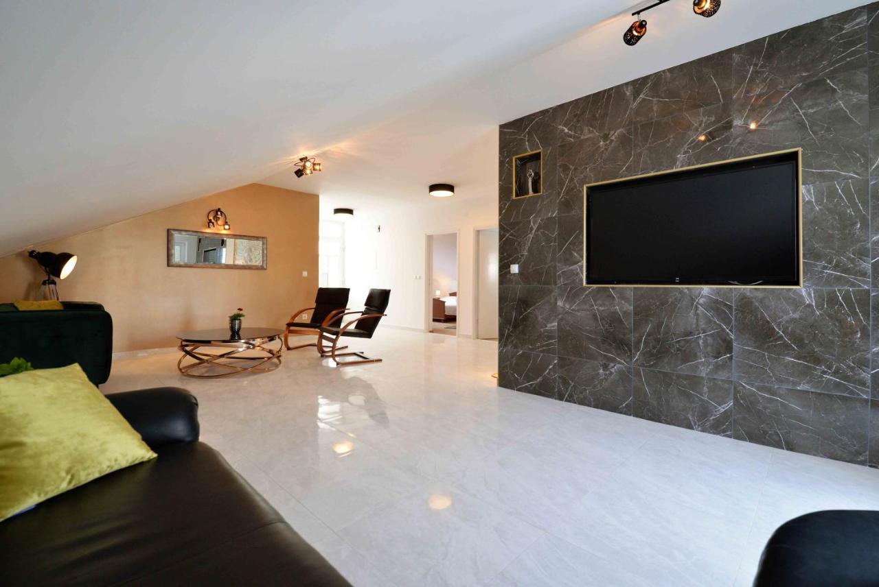 Vila Ena Murter Exterior photo